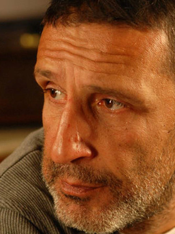 Cem Özer