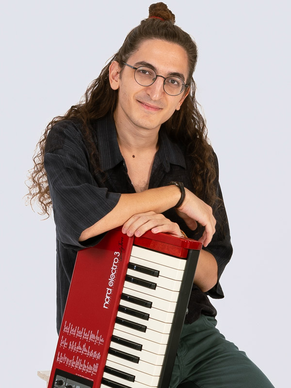 Cenk Bonfil
