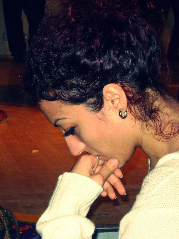 Elif Sarı