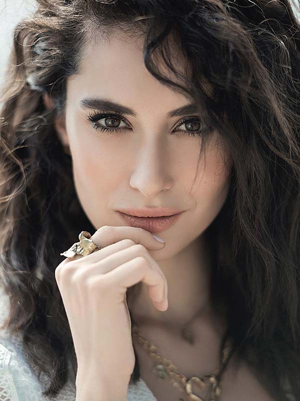 Hande Doğandemir Galeri 2
