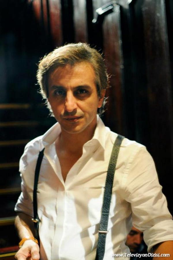 Ruhi Sarı Galeri 3