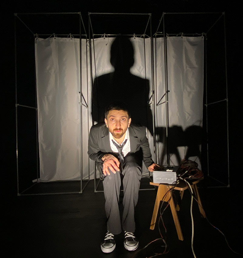 Absürt Senfoni Galeri 8