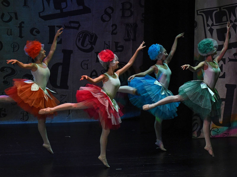 Alice Harikalar Diyarında Galeri 2