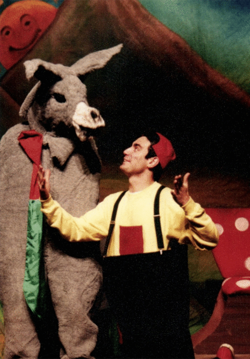 Dans Eden Eşek Poster