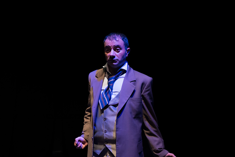 Gülünç Bir Adamın Düşü Galeri 5