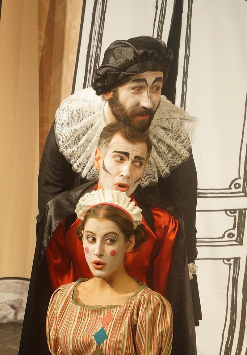 İki Efendinin Uşağı Poster