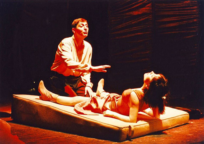 İlk Kadın Galeri 3