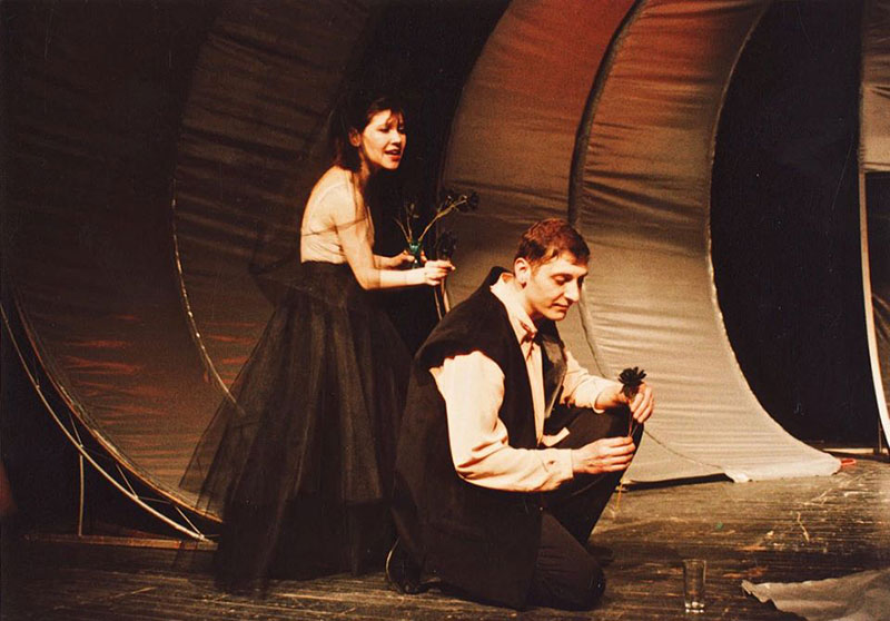 İlk Kadın Galeri 2