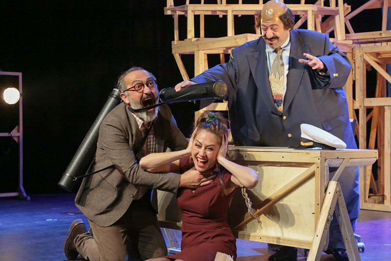 İntiharın Genel Provası Galeri 6