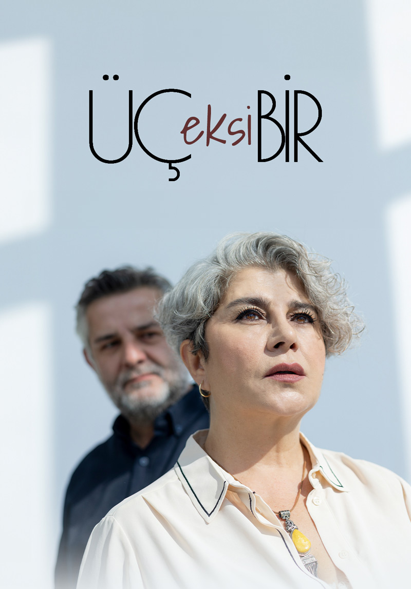 Üç Eksi Bir Poster